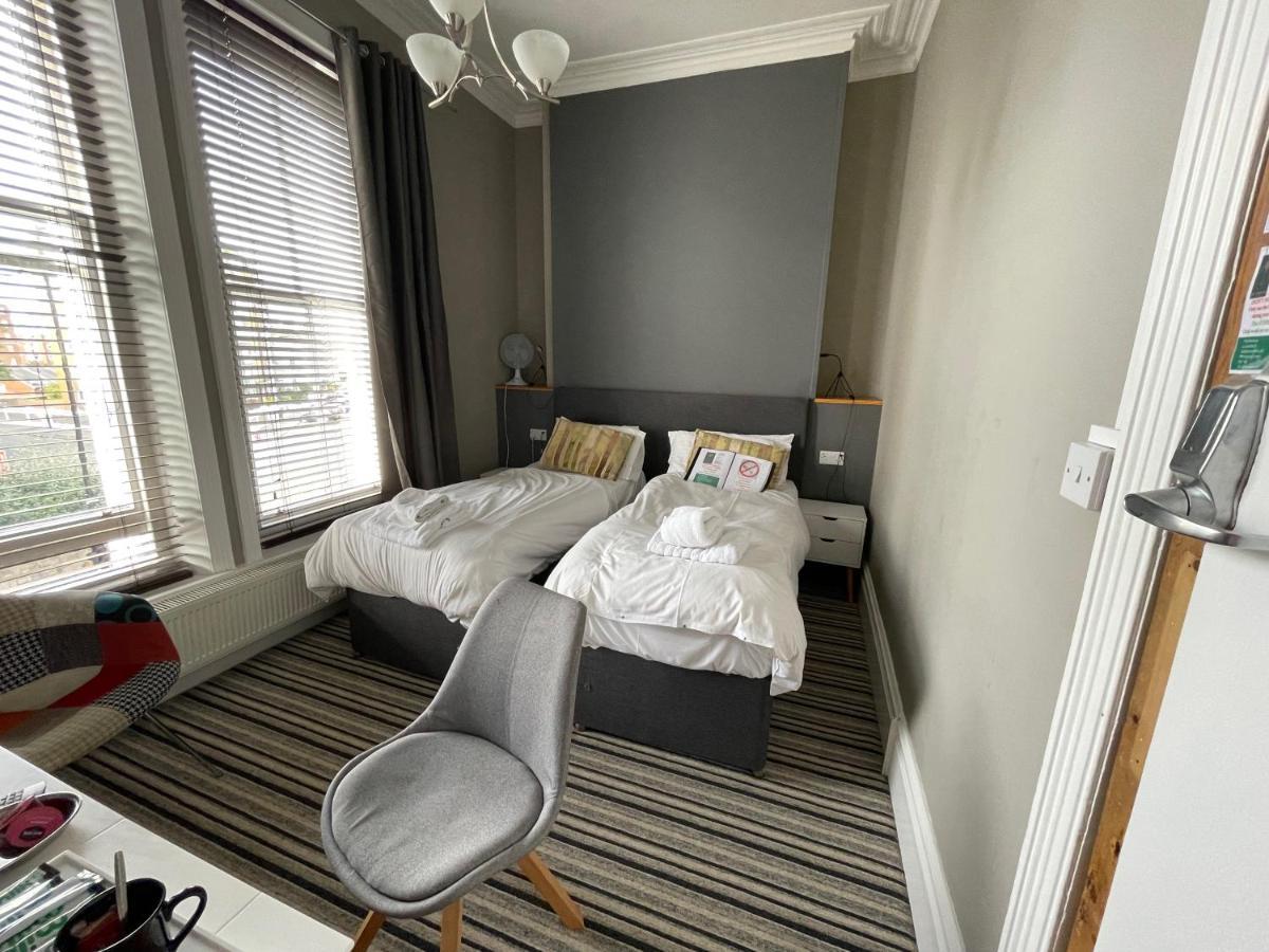 The Mowbray Bed & Breakfast Eastbourne Ngoại thất bức ảnh